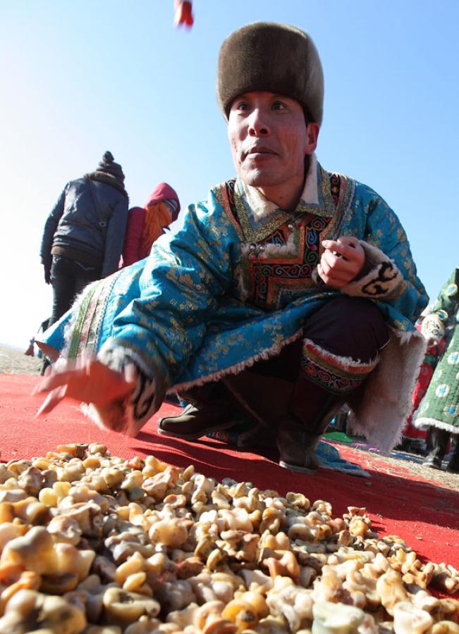 白骨荒野人口_荒野八人组大地图一览游戏地图标注提示(2)